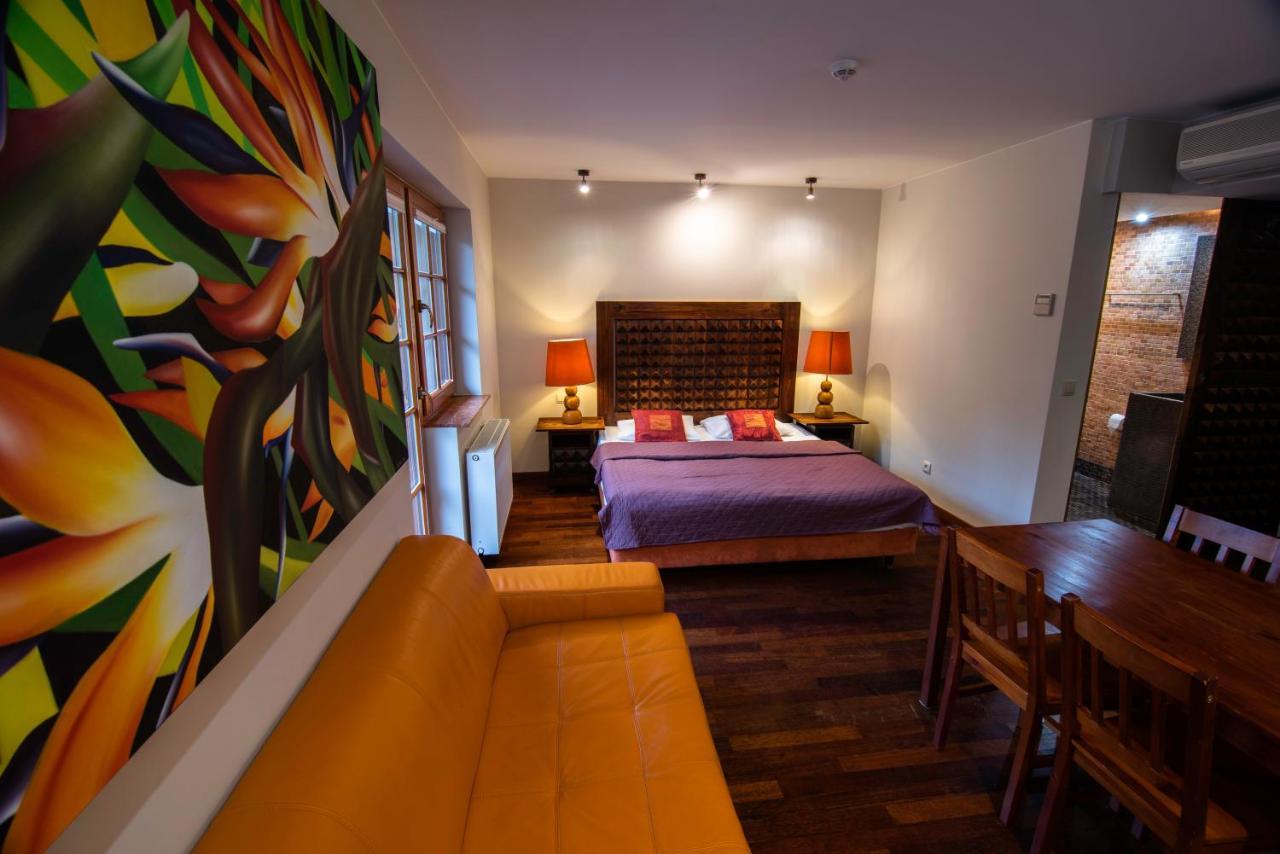 Apartamenty Lola シクラルスカ・ポレンバ エクステリア 写真