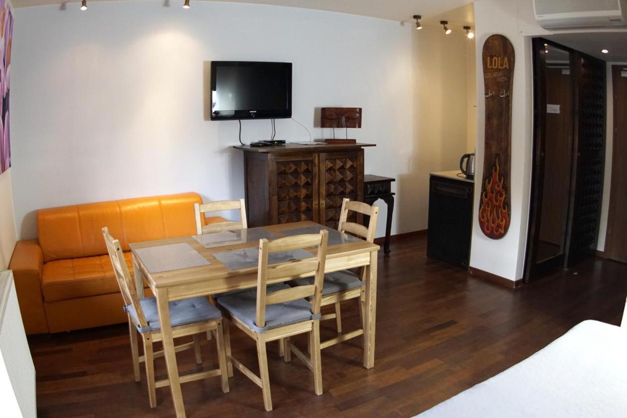 Apartamenty Lola シクラルスカ・ポレンバ エクステリア 写真