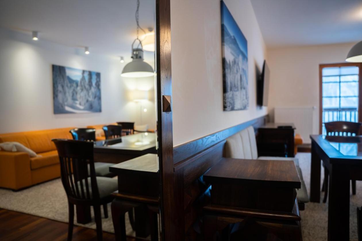 Apartamenty Lola シクラルスカ・ポレンバ エクステリア 写真