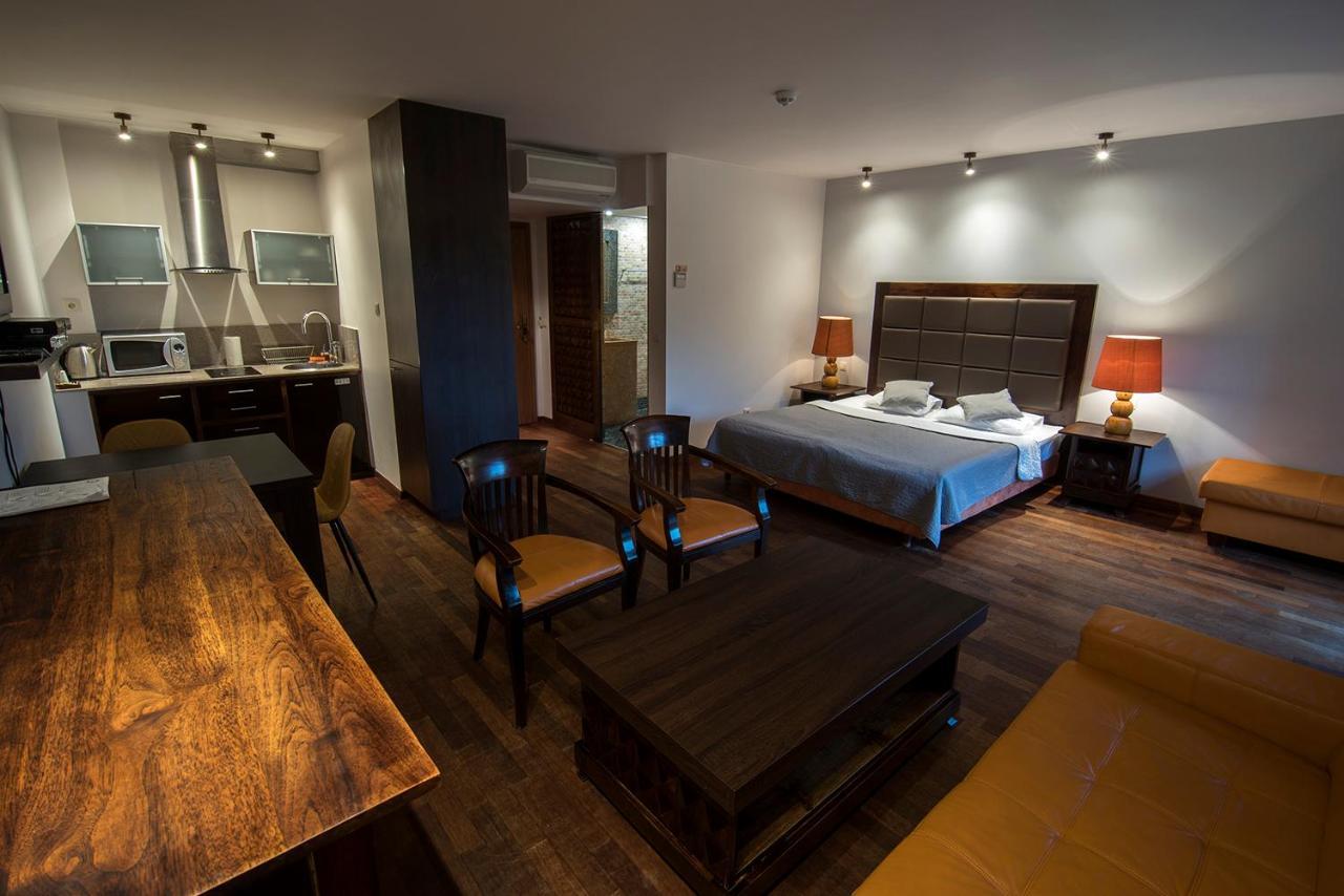 Apartamenty Lola シクラルスカ・ポレンバ エクステリア 写真